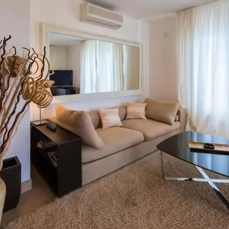 Apartment Tolle In Crikvenica Mit Moebliertem Balkon Und Meerblick